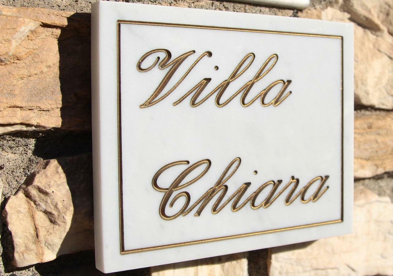 Villa Chiara Affitta Camere 卡拉拉 外观 照片